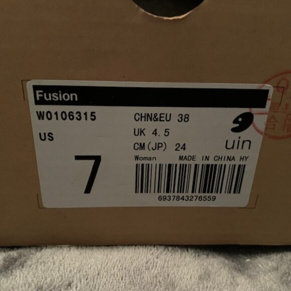 2 / $40 - NEW NIB UIN Slip On Shoes Cuenca Women's Size 7 Wearable Art NWT $240 - Picture 11 of 15